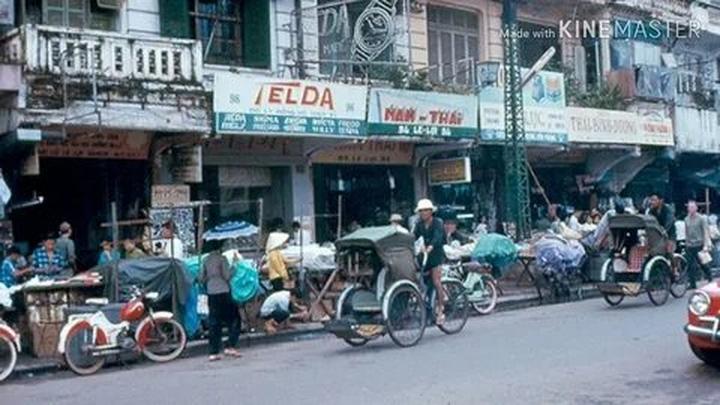Huang Yoyo: Shop này dựa trên thiết kế basic, nhưng lại trẻ trung và phong cách.