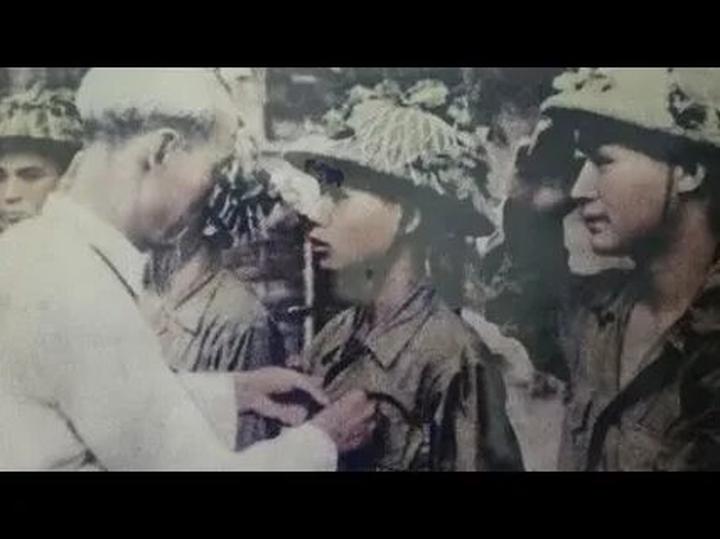 Mỹ Tâm: Họa mi tóc nâu và mối quan hệ với học trò